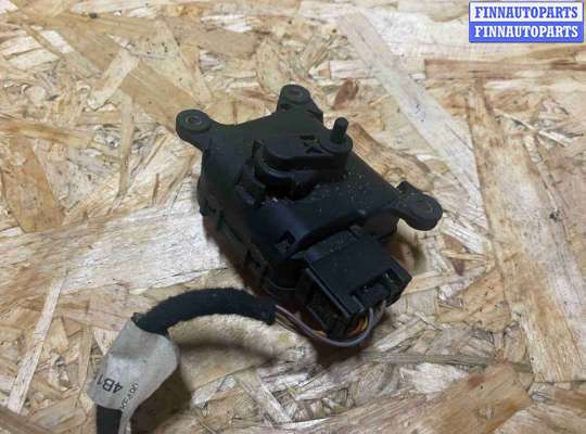 купить Моторчик заслонки печки на Audi A6 C5 рестайлинг (2001—2004)